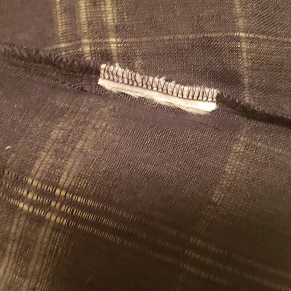 Burberry black button up - Picture 5 of 5